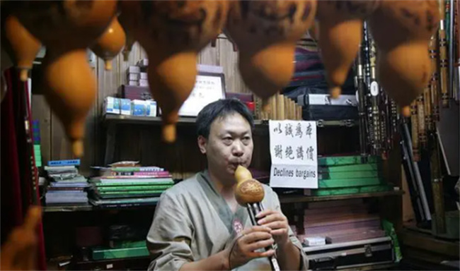 ​葫芦丝是哪个民族的乐器 葫芦丝适合多大的孩子学