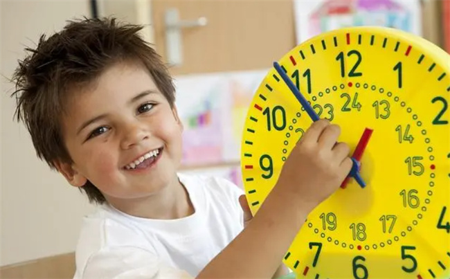 揭开做事拖拉的3个原因 巧用计时器等办法 让孩子告别拖拉磨蹭