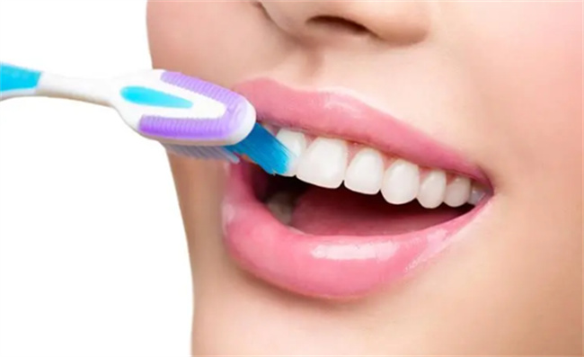 ​刷牙后还需用牙线清洁牙齿吗，刷牙的好处有哪些