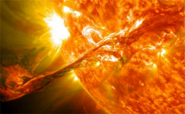 太阳再次爆发X级耀斑，会给人们的生活带来哪些影响