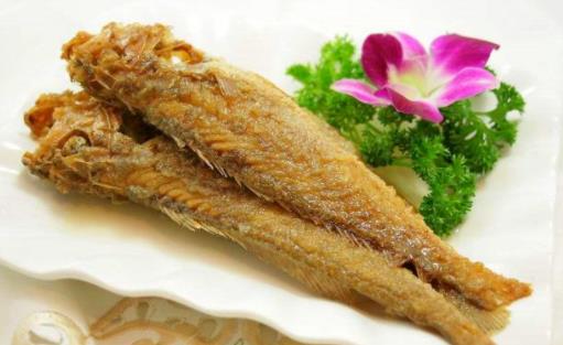 海州区特产-生熏黄鱼