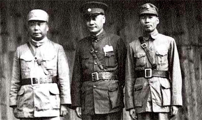 1938年川军首领刘湘病逝后他的妻儿过得如何