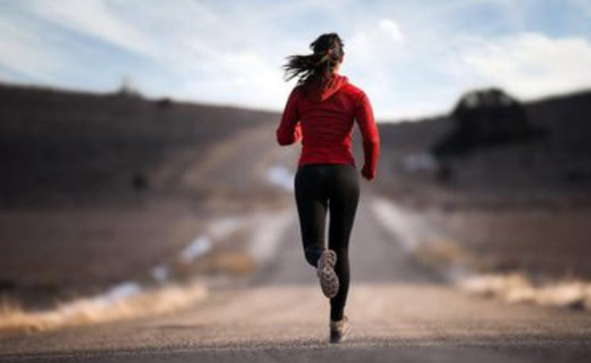 跑步和竞走哪个更健康，要如何选择